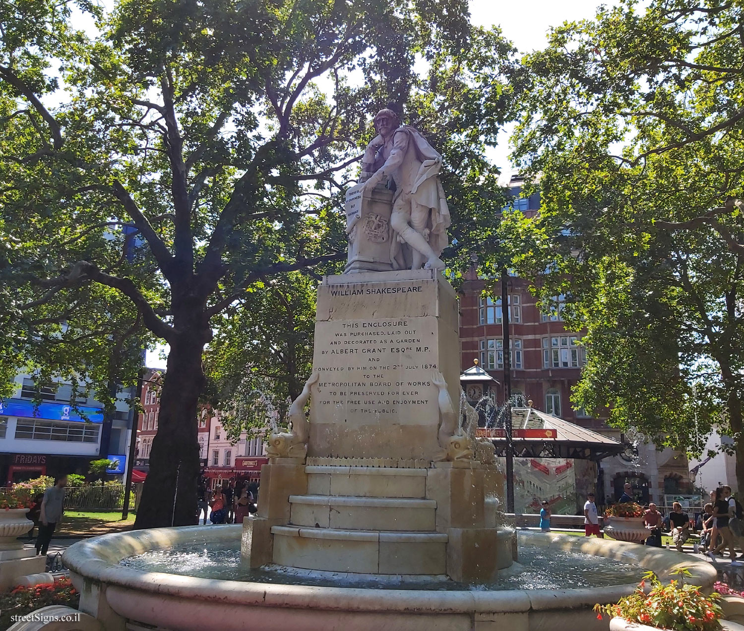 London - Leicester Square - Statue of William Shakespeare