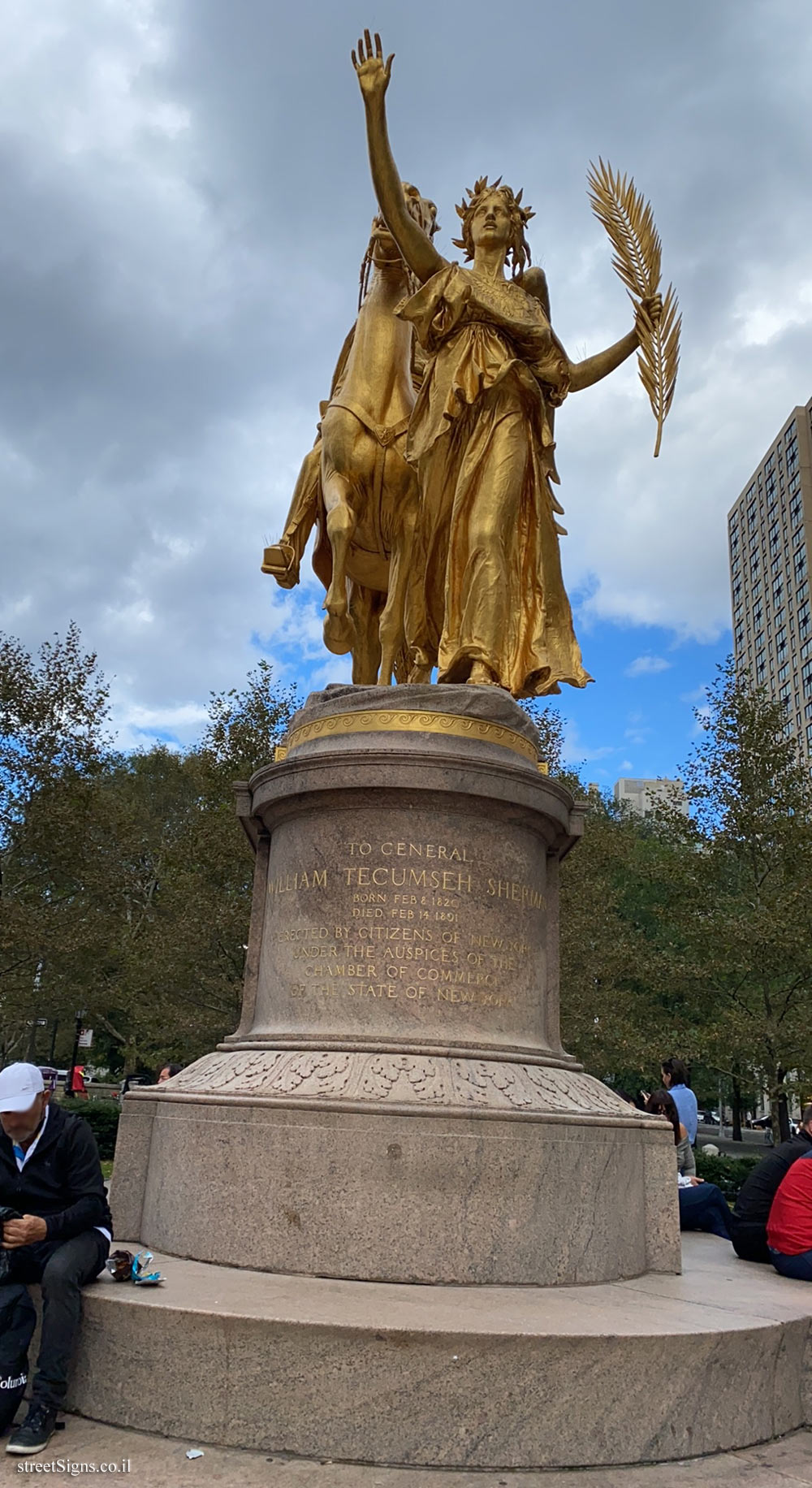New York - Central Park - A statue in memory of General William Sherman - Grand Army Plaza, New York, NY 10019, USA