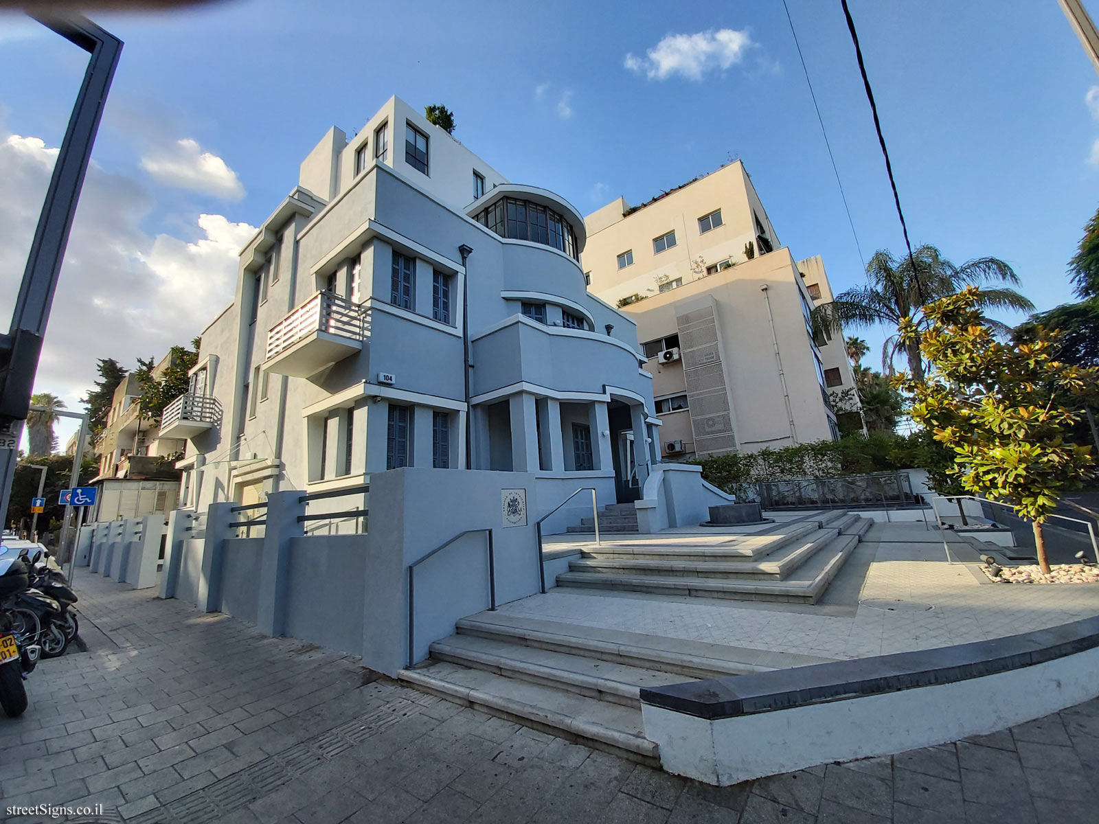 Tel Aviv - buildings for conservation - Rothschild 104