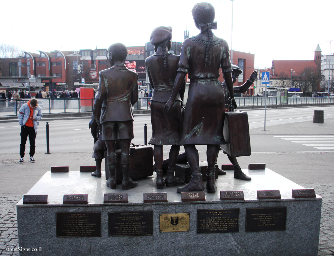Gdansk - A monument commemorating the "Kindertransport" - Podwale Grodzkie 2c, 80-895 Gdańsk, Poland