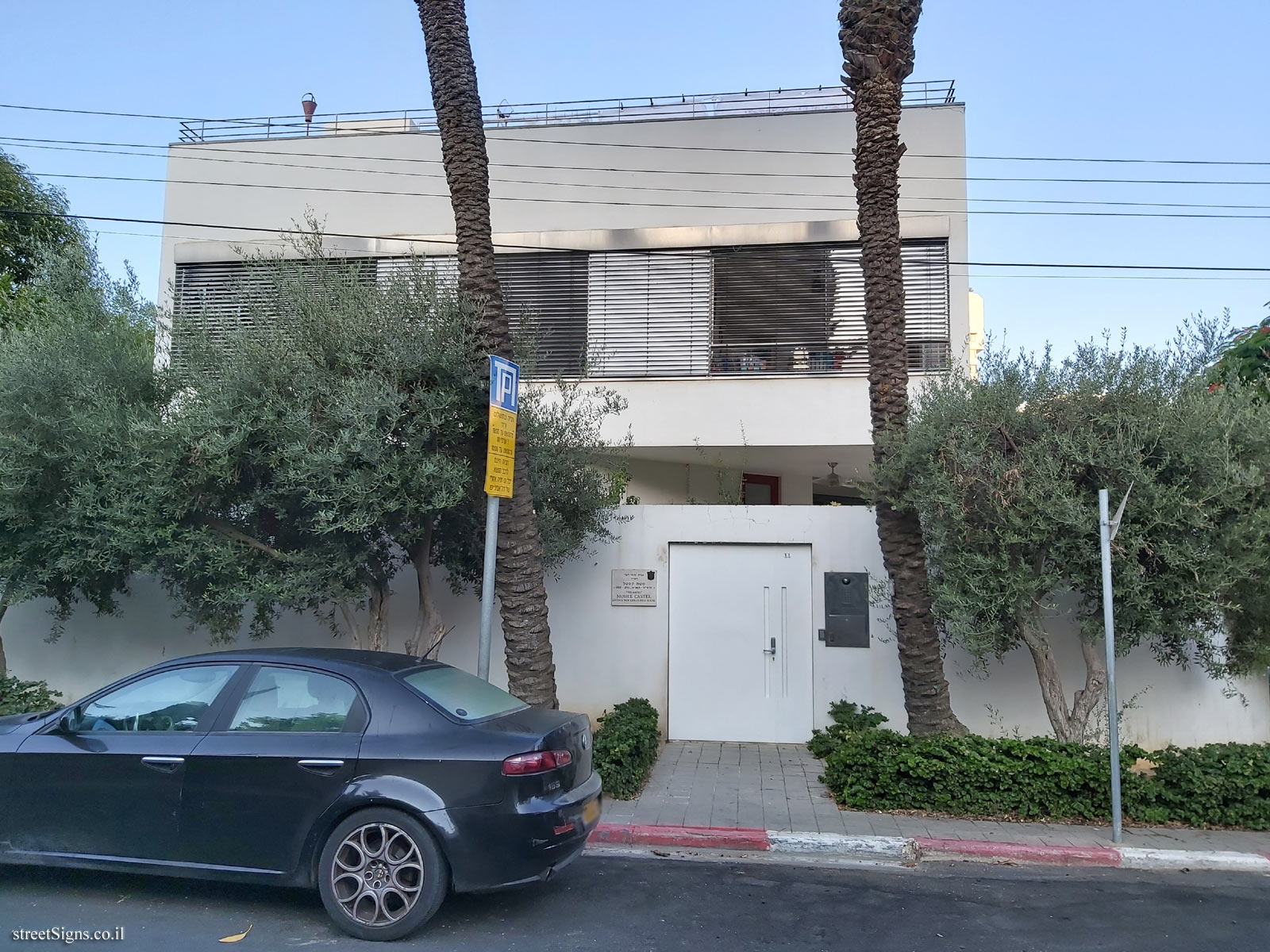 The house of Moshe Castel - Arieh Akiva St 11, Tel Aviv-Yafo, Israel