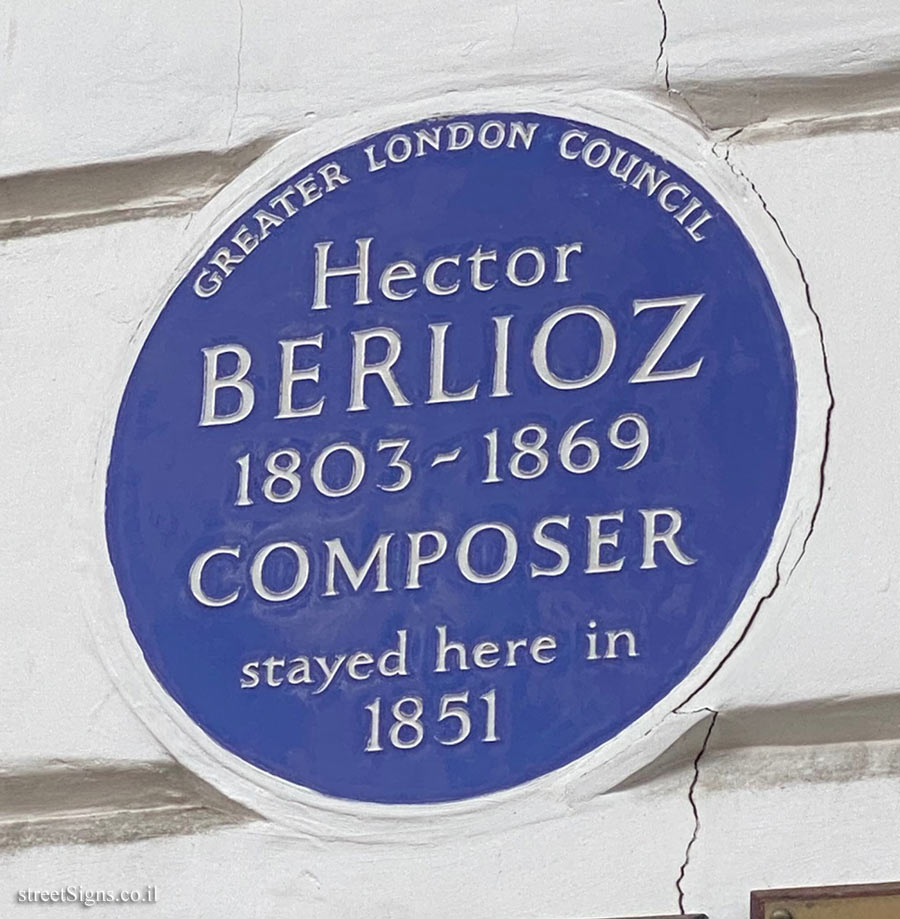 London - Commemorative plaque where the composer Hector Berlioz stayed
