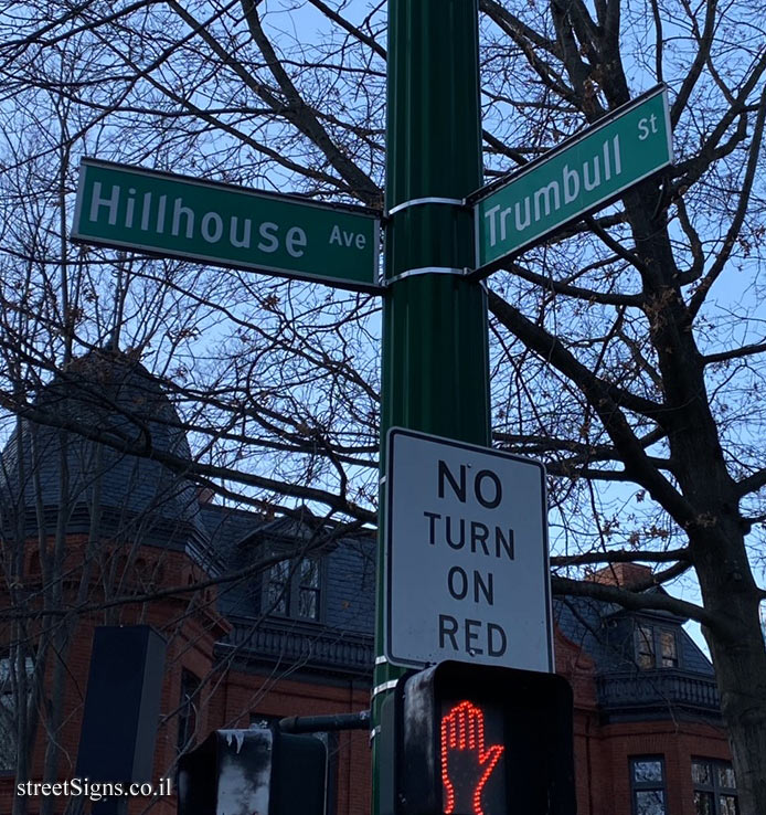 New Haven - The intersection of Hillhouse and Trumbull streets