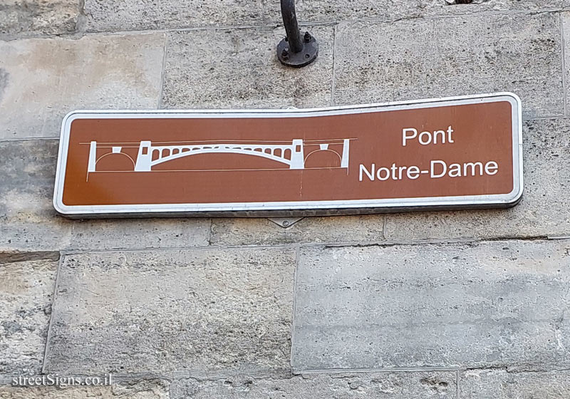 Paris - Notre Dame Bridge
