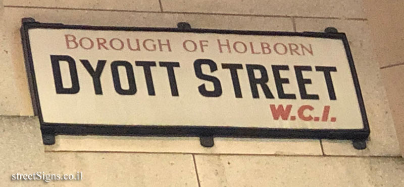 London - Holborn - Dyott Street