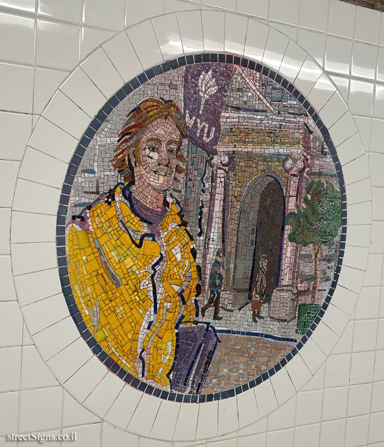 New York - Subway - 8th Street Station - "Broadway Diary" - Student in front of New York University