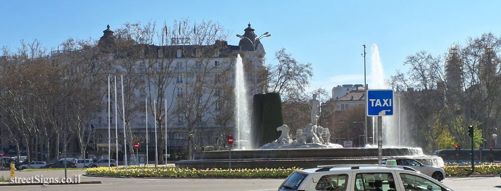 Madrid - Neptune Fountain