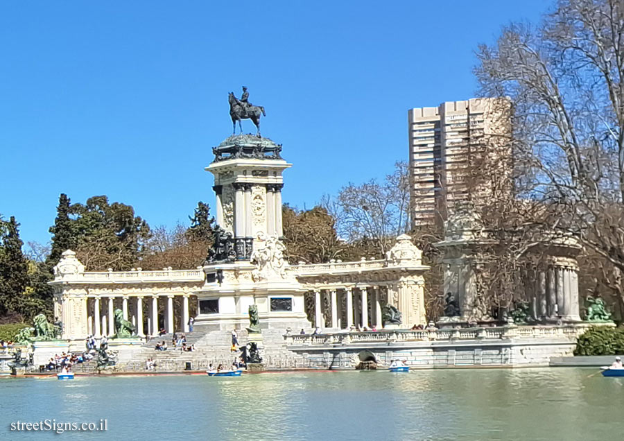 Madrid - Buen Retiro Park - Monument to Alfonso XII