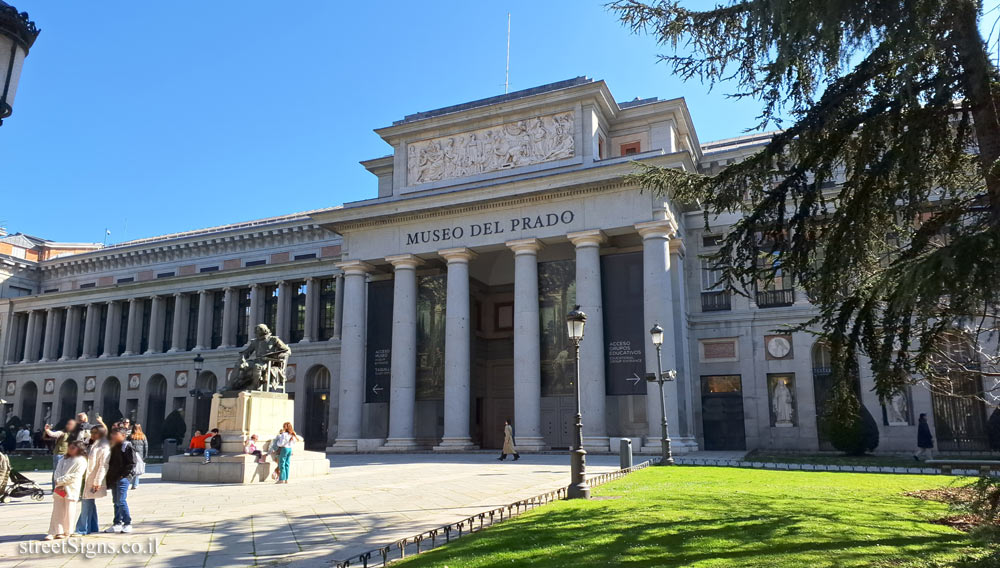 Madrid - Sculptures in front of the Prado Museum