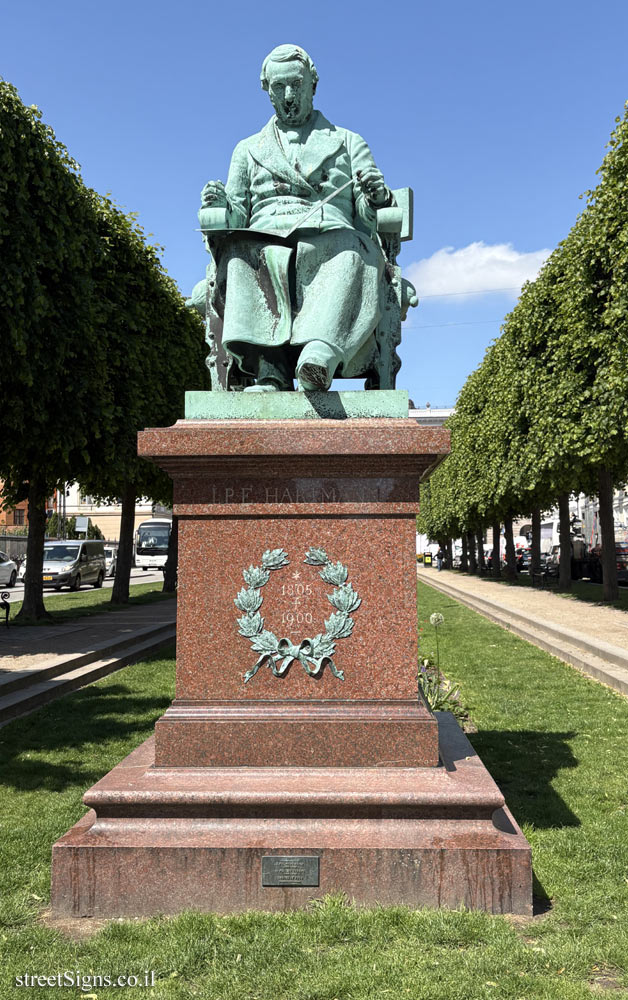 Copenhagen - commemorative statue of the composer Johan Peter Emilius Hartmann - Sankt Annæ Pl. 11C, 1250 København K, Denmark