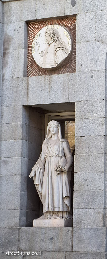 Madrid - Sculptures in front of the Prado Museum - "Magnificence"