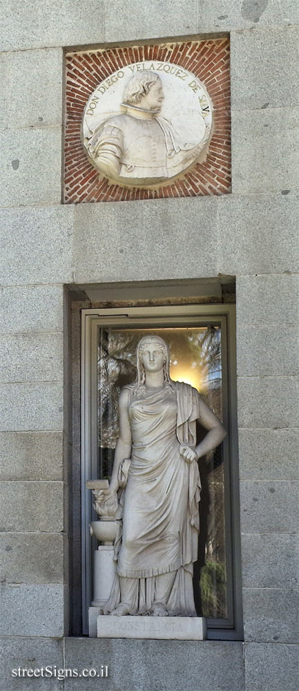 Madrid - Sculptures in front of the Prado Museum - "Constancy"