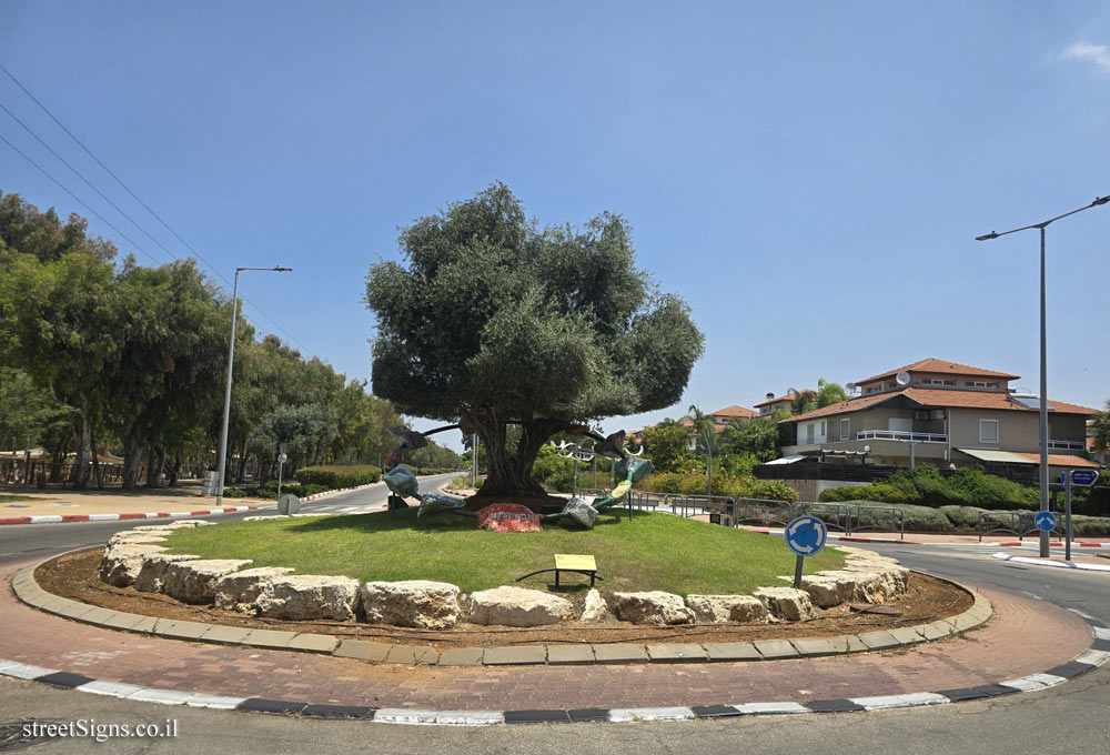 Rishon Lezion - "Avnei Hachoshen" square - Avnei Khoshen St 34, Rishon LeZion, Israel