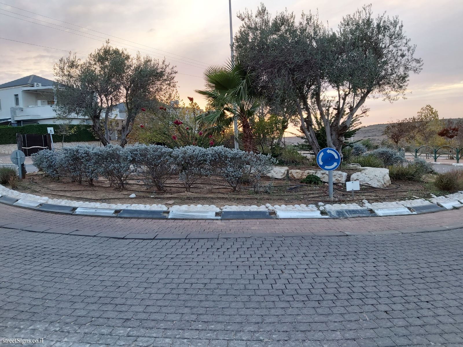 Beit Arye - Nathan Yonathan Square