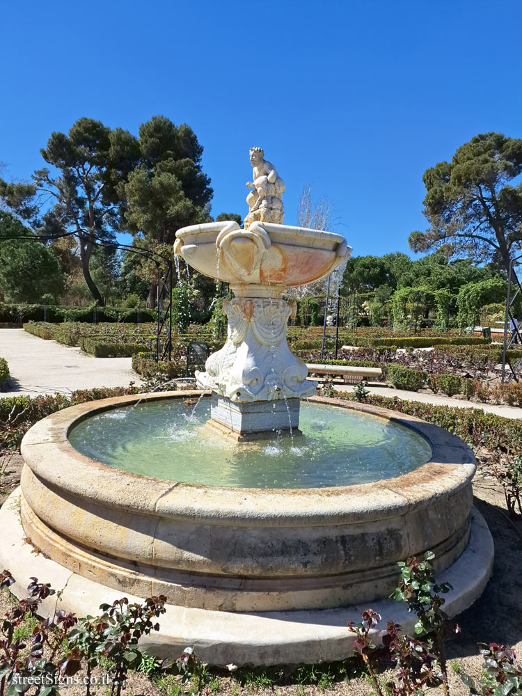 Madrid - Buen Retiro Park - The Rose Garden