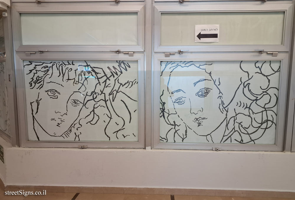 Tel Hashomer Hospital - "Variations on Venus" paintings by Daniella Sheinman