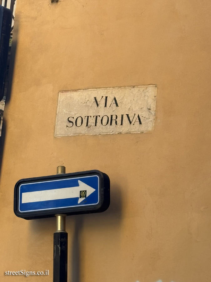 Verona - Sottoriva Street - Via Sottoriva, 2, 37121 Verona VR, Italy