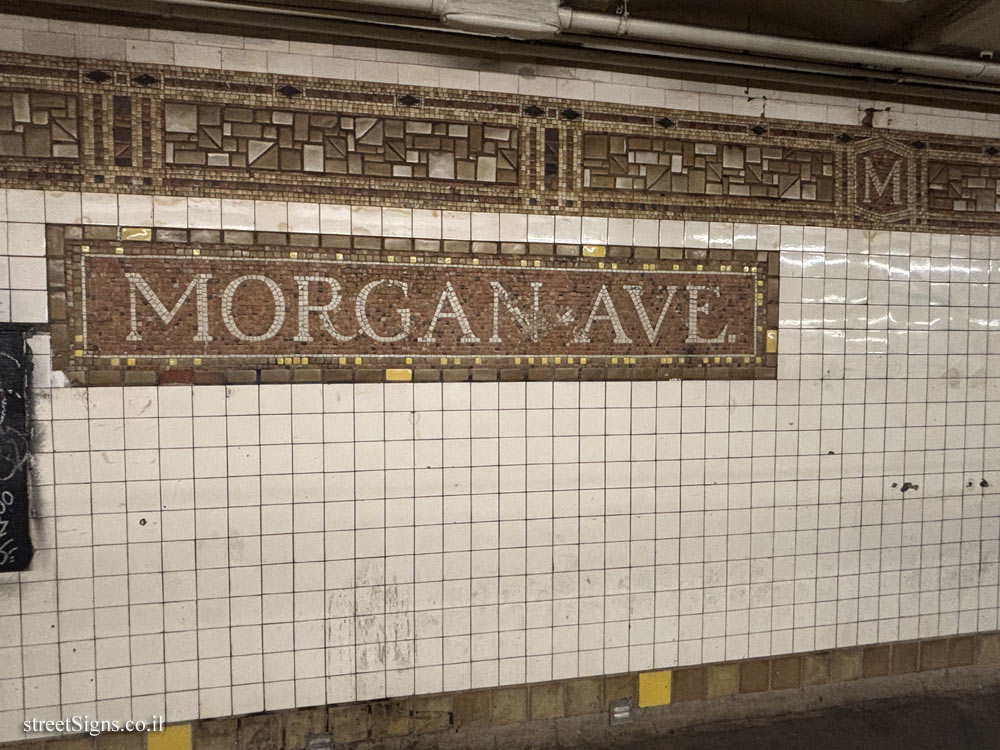 New York - Brooklyn - Subway - Morgan Avenue Station