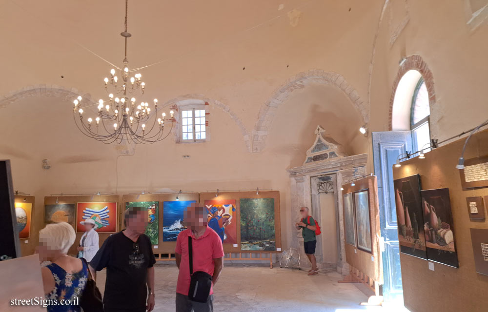 Chania - Seaside (Yali) Mosque - Akti Tompazi 4, Chania 731 32, Greece