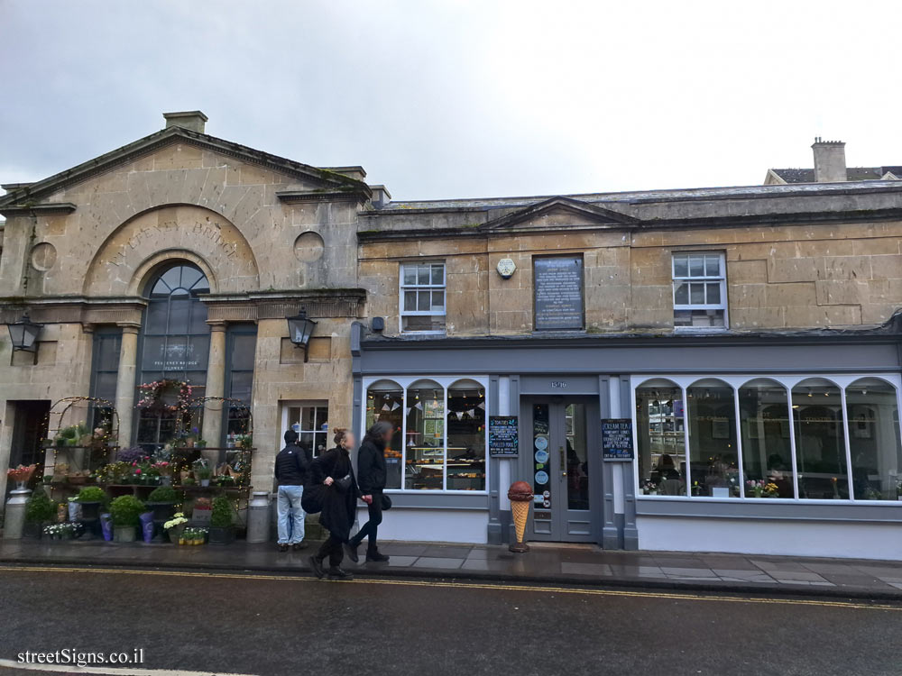 Bath - Pulteney Bridge - about the bridge and the shops on it - 7 Pulteney Bridge, Bath BA2 4AX, UK