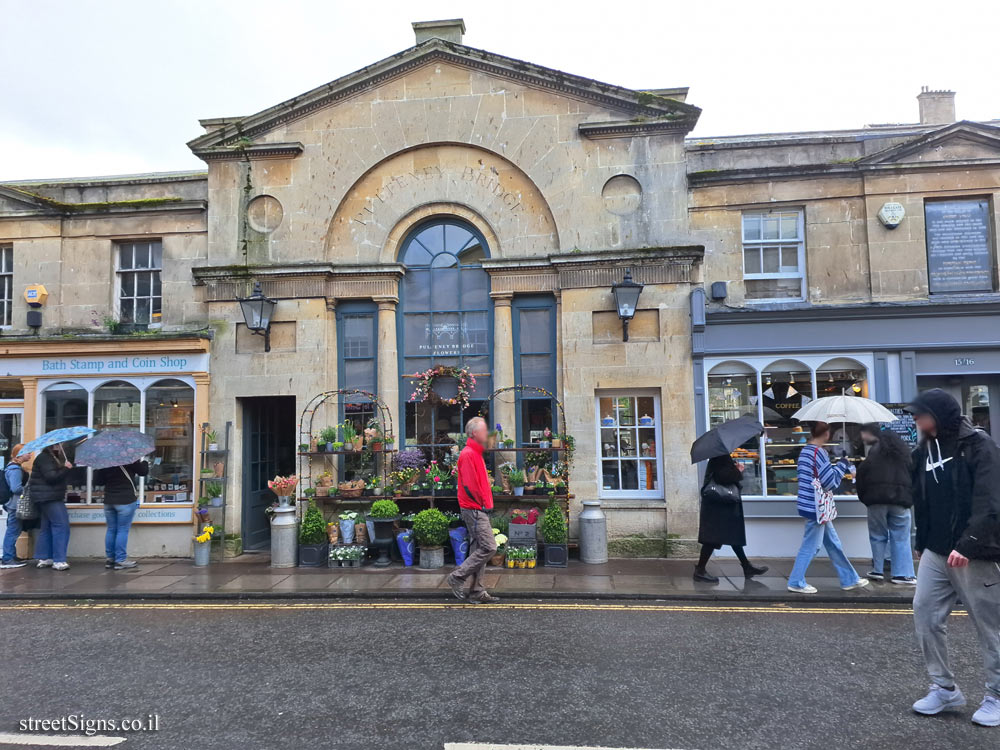 Bath - Pulteney Bridge - about the bridge and the shops on it - 7 Pulteney Bridge, Bath BA2 4AX, UK