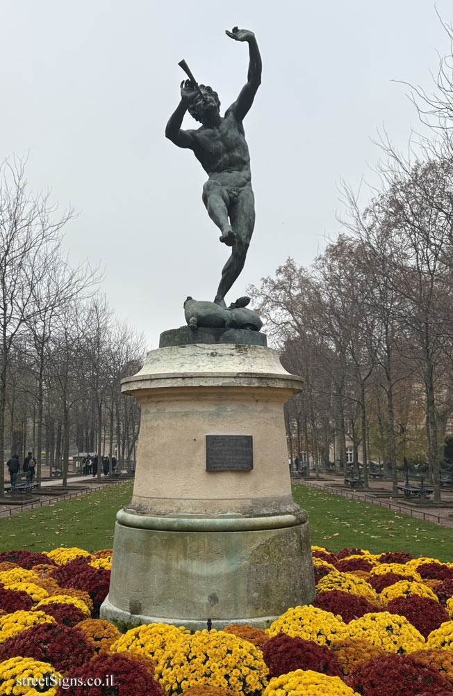 The following image belongs to this sign