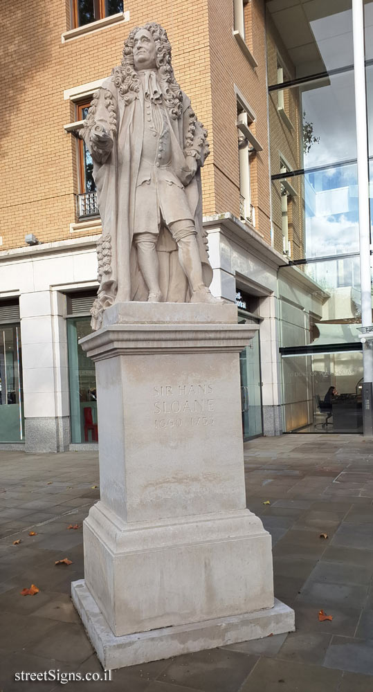 London - Statue of physician and naturalist Sir Hans Sloane - 80 Kings Rd, London SW3 4LY, UK