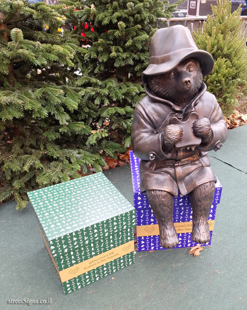London - Leicester Square - Paddington Bear Statue - 22 Leicester Square, London WC2H 7LE, UK
