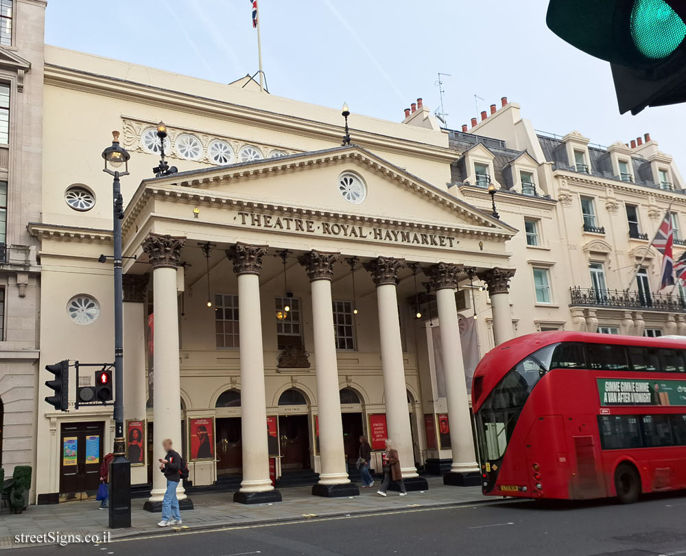 London - A plaque at the theater where the premieres of plays by Oscar Wilde were performed - 15 Suffolk St, London SW1Y 4HG, UK