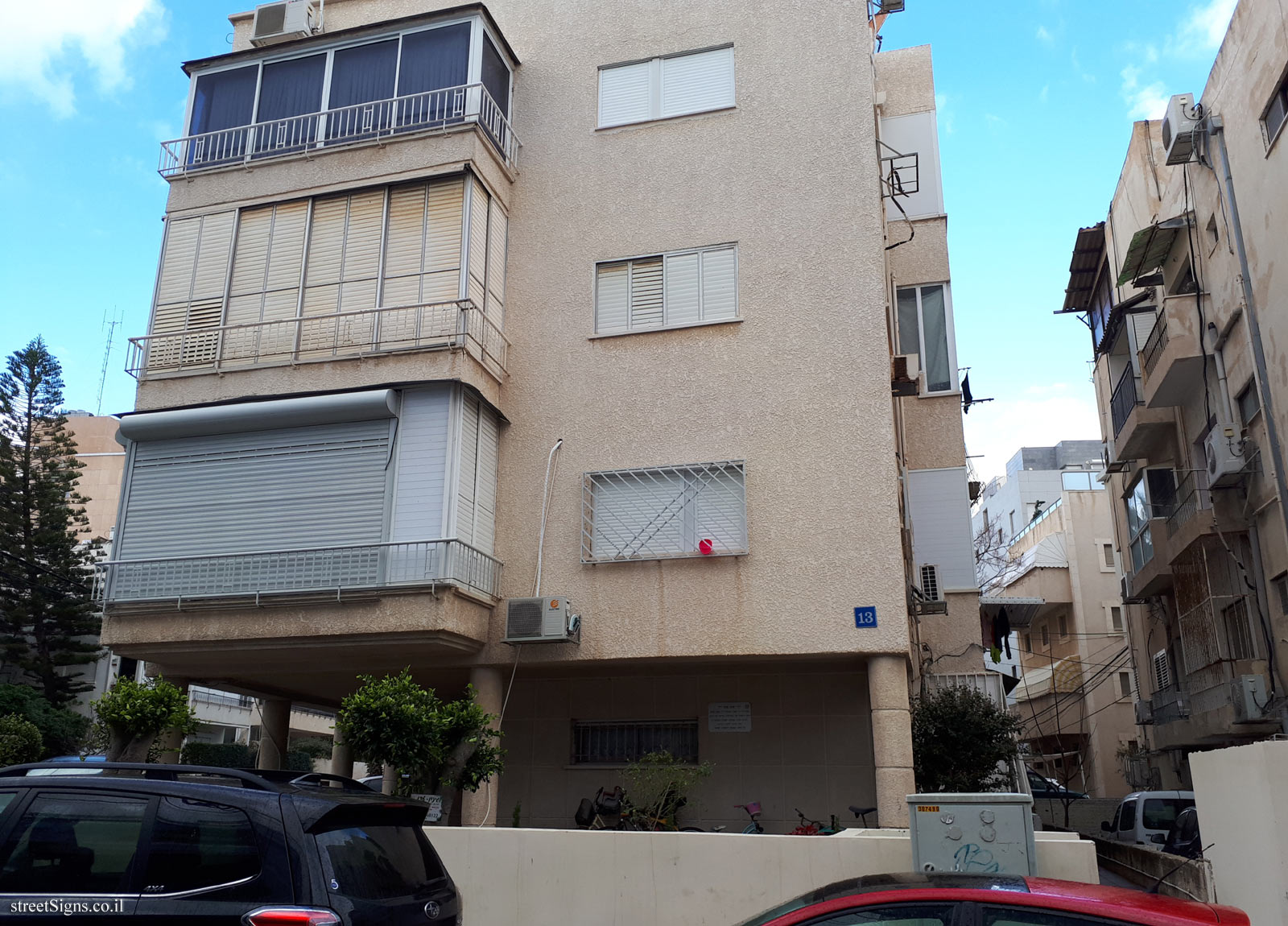 The house of Dr. Yitzhak Shenkar - Ruppin St 13, Tel Aviv-Yafo, Israel