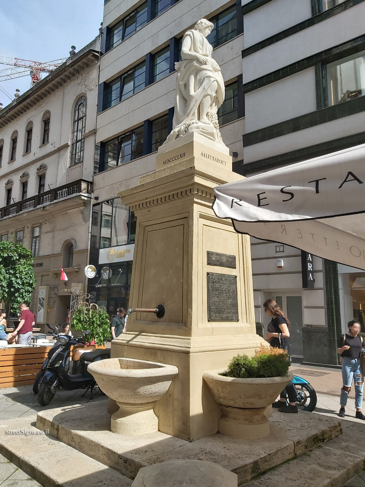 Budapest - Statue of the Fishmonger - Budapest, Kristóf tér 2, 1052 Hungary