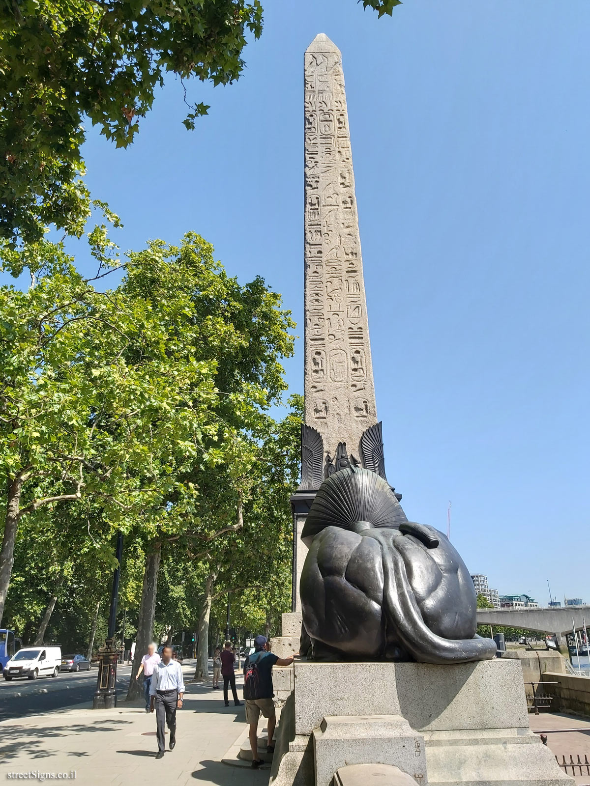 London - Cleopatra’s Needle - Embankment (Stop 40C), London WC2N 6PB, UK