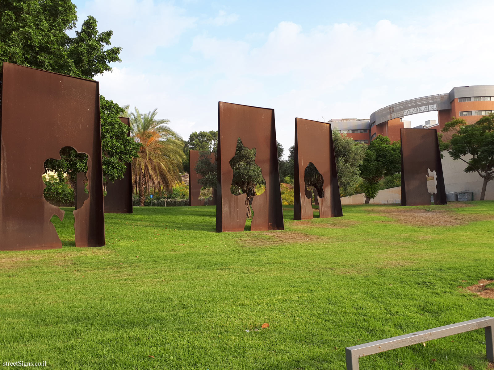 "Trees in Negative" - Outdoor sculpture by Menashe Kadishman - Rabin Center/Rokach Blvd, Tel Aviv-Yafo, Israel