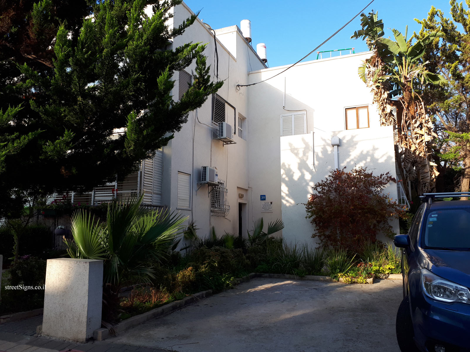 The house of Emanuel Amiran Pugatzov - Ha-Rav Friedman St 39, Tel Aviv-Yafo