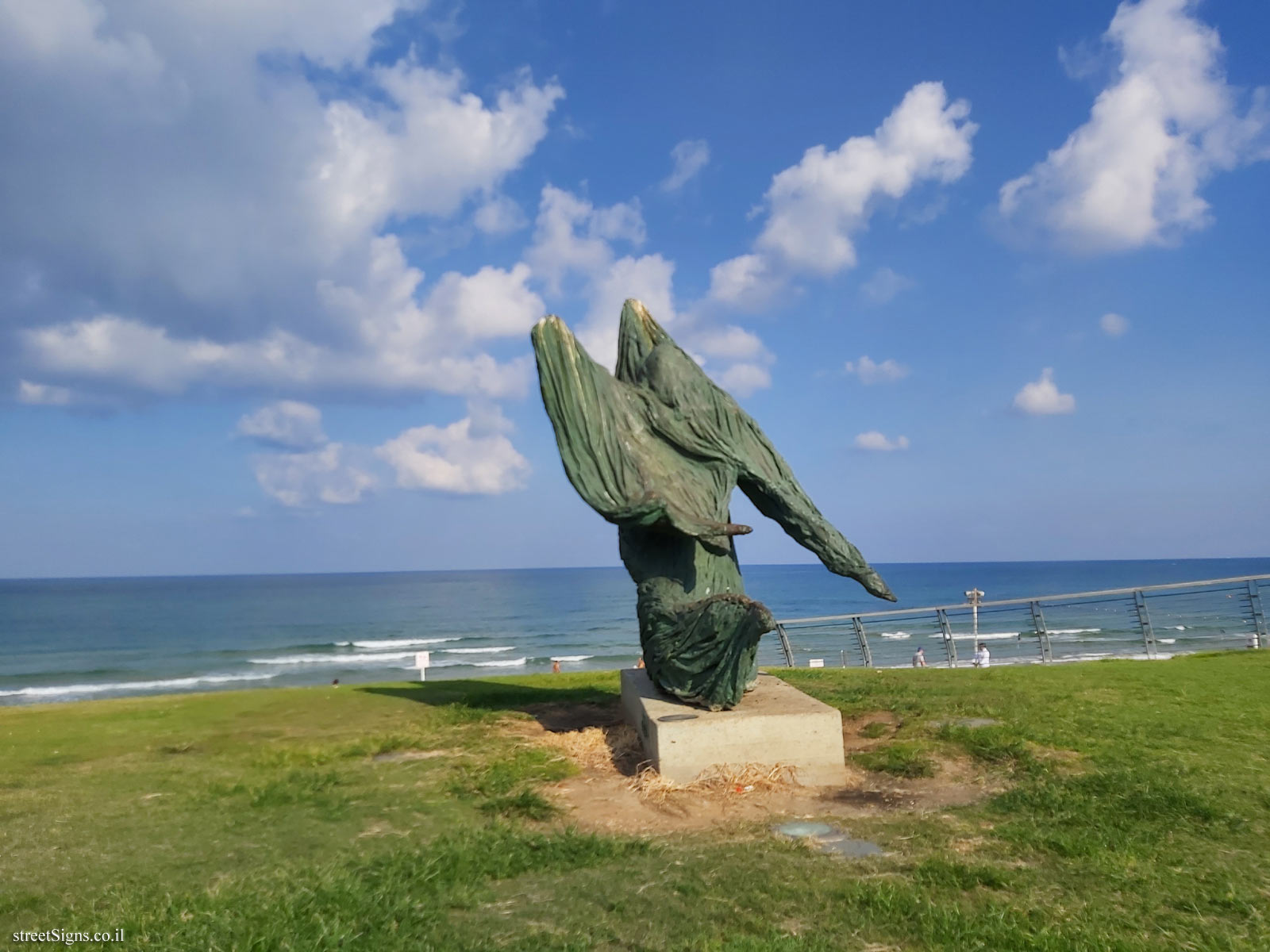 "Woman in the Wind" - Outdoor sculpture by Ilana Goor - Charles Clore Park, 2 Goldman St, Tel Aviv-Yafo, Israel