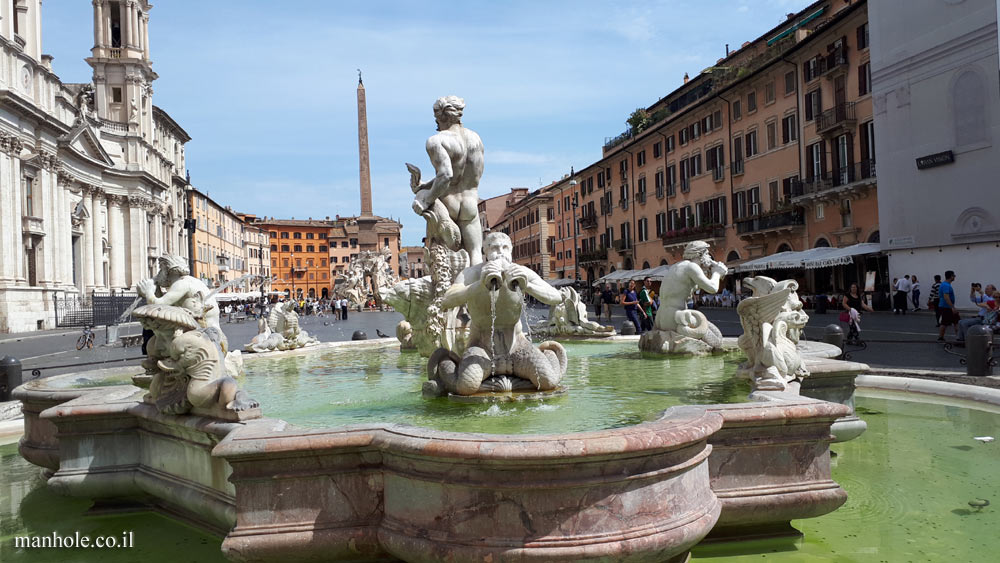 Piazza Navona - Fountain of Neptune