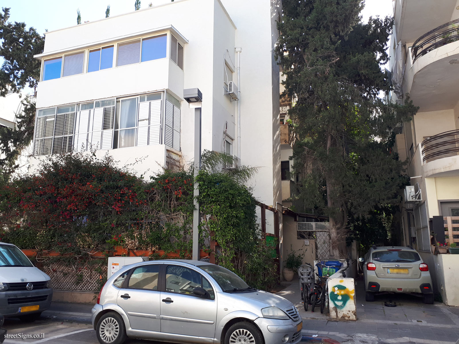 The house of Avraham Chalfi - Israelis St 10, Tel Aviv-Yafo, Israel