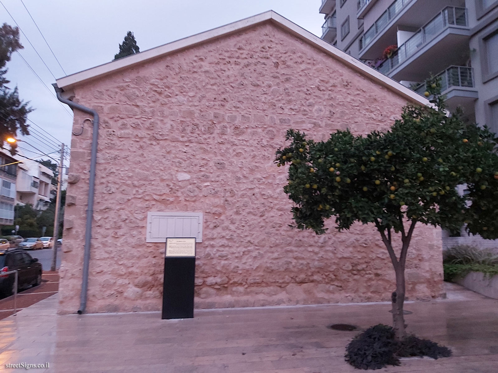 Rehovot - National Heritage Site - The Barn House in Rehovot - Yehuda Gorodiski St 2, Rehovot, Israel