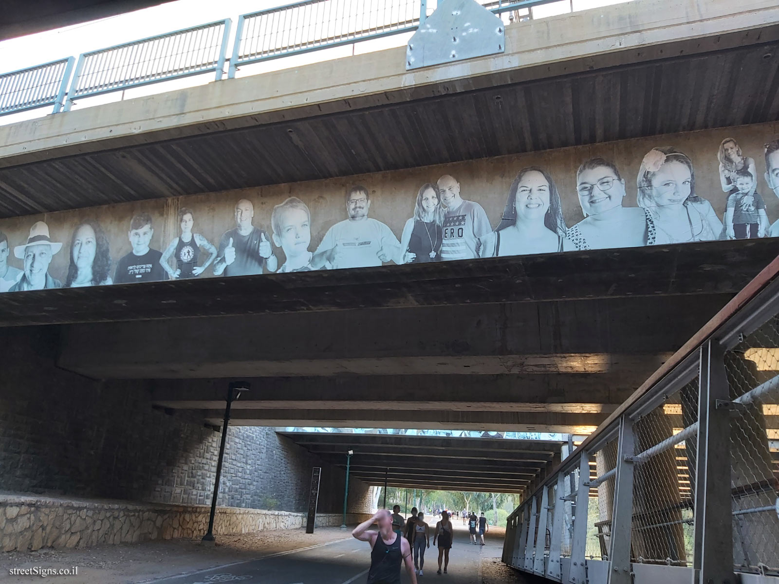 Tel Aviv - Hayarkon Park - Photo exhibition - "People of the Park" - Ayalon Highways  and the pedestrian bridges