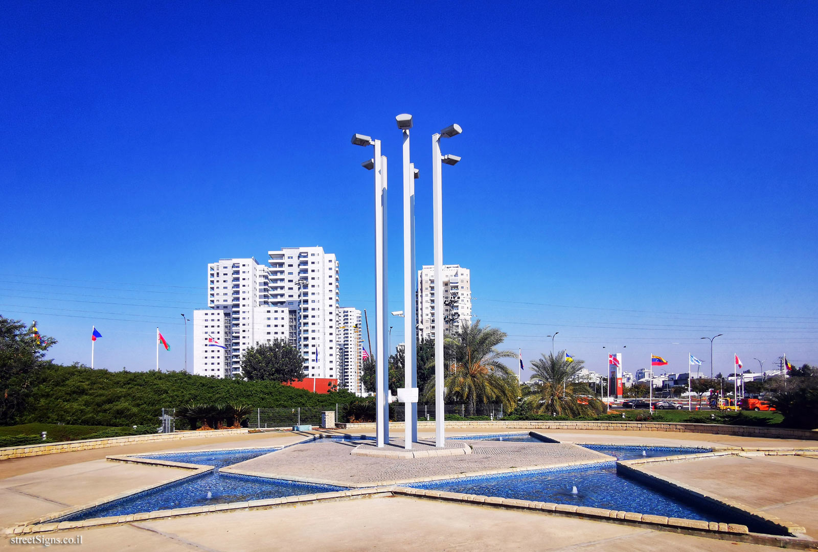 Rishon Lezion - Garden of Leaders - Sderot HaYovel 3, Rishon LeTsiyon, Israel