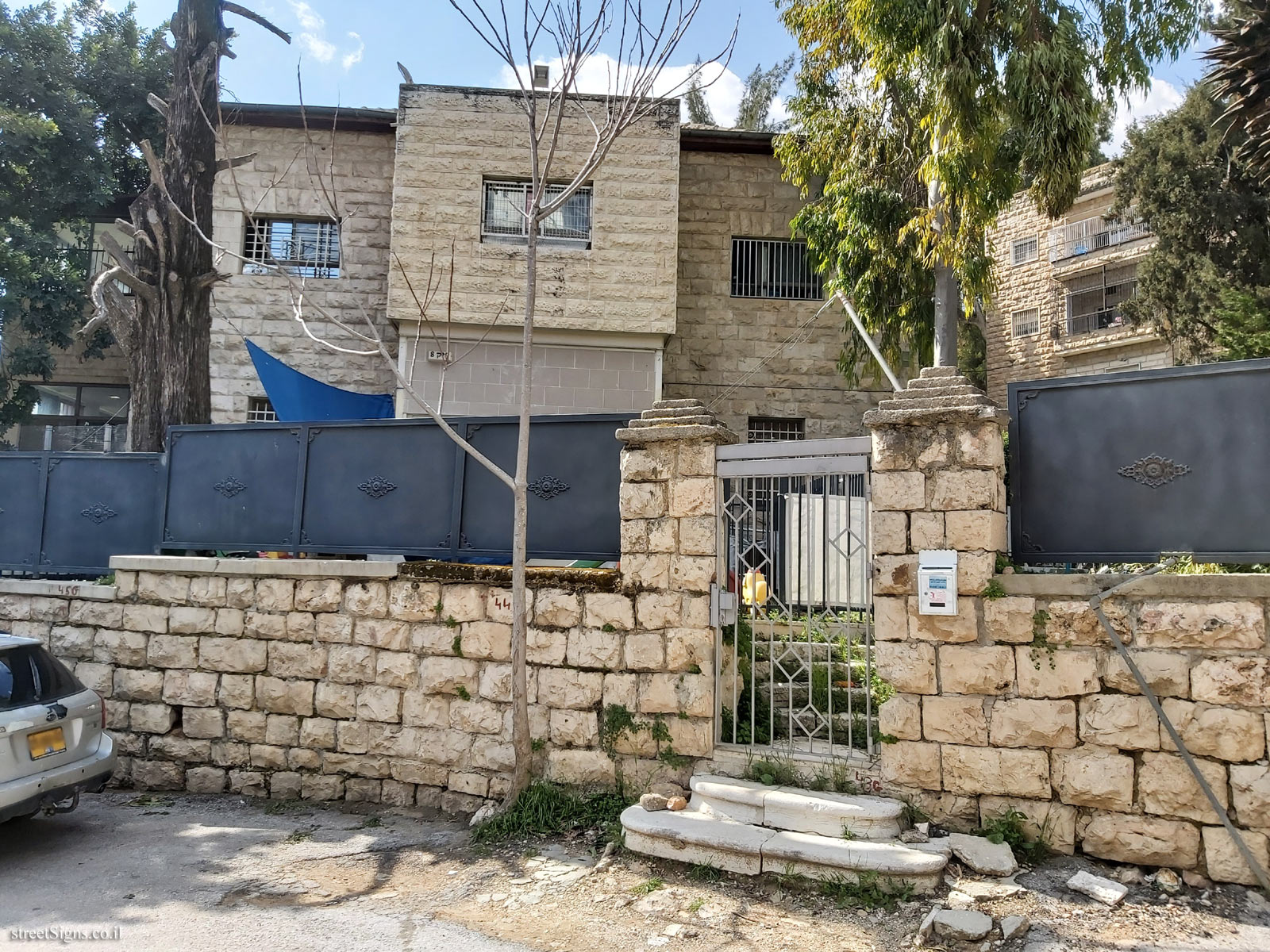 Jerusalem - Heritage Sites in Israel - The house where Rabbi Kook died - Pik St 8, Jerusalem, Israel