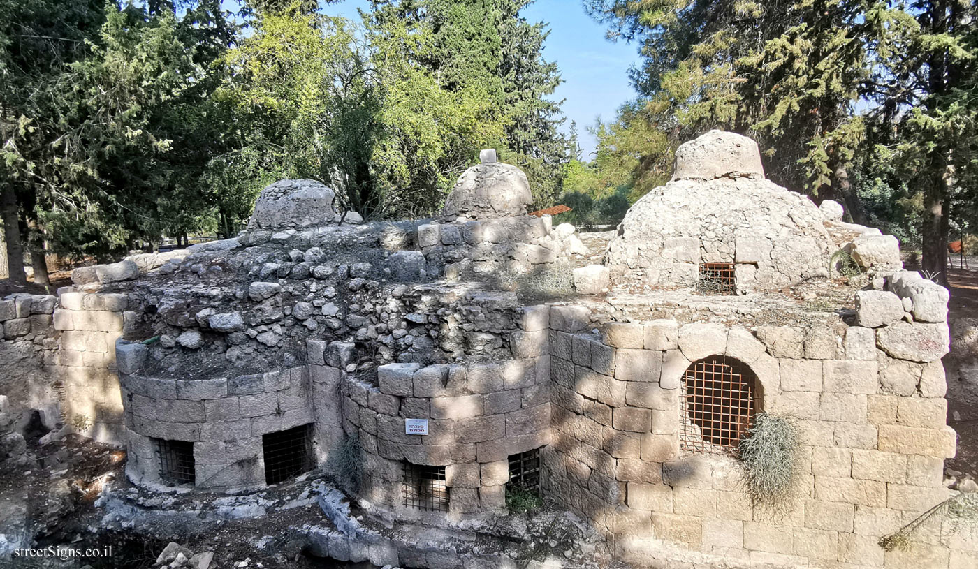 Emmaus Nicopolis - Roman bathhouse - Latrun Interchange