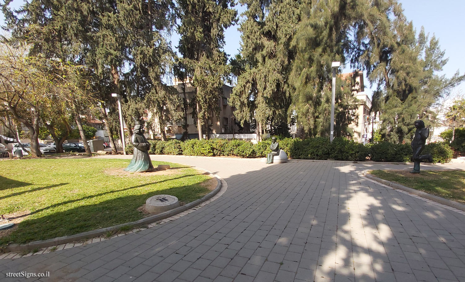 Holon - Story Garden - The plots of Ferdinand Pedhatzur in brief - Ha-Shakhar St 5, Holon, Israel