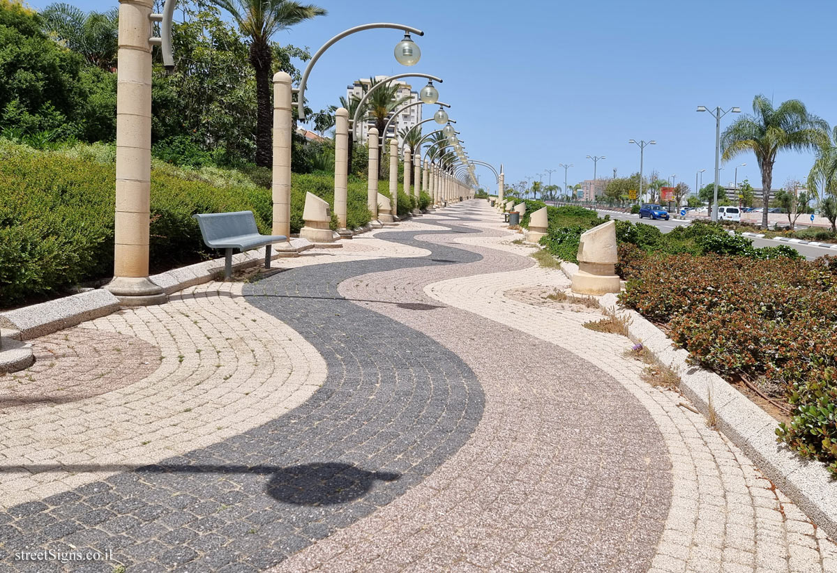 Rishon Lezion - Avenue of Nobel Laureates (2)