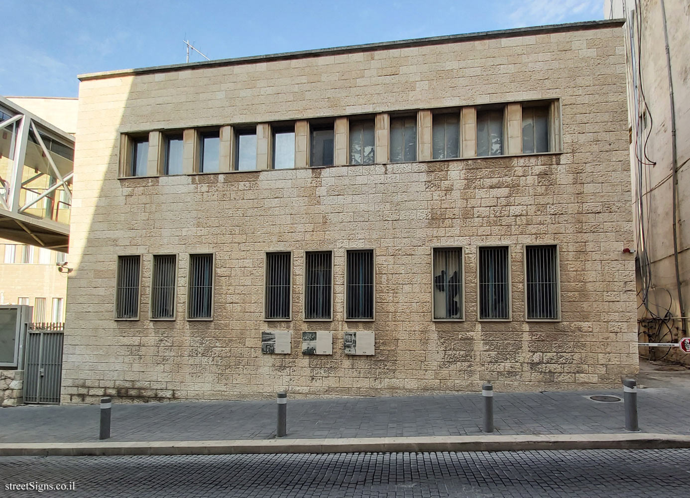 Jerusalem - Photograph in stone - Meir Rothschild Hospital / Henrietta Szold - HaHavatselet St 15, Jerusalem, Israel
