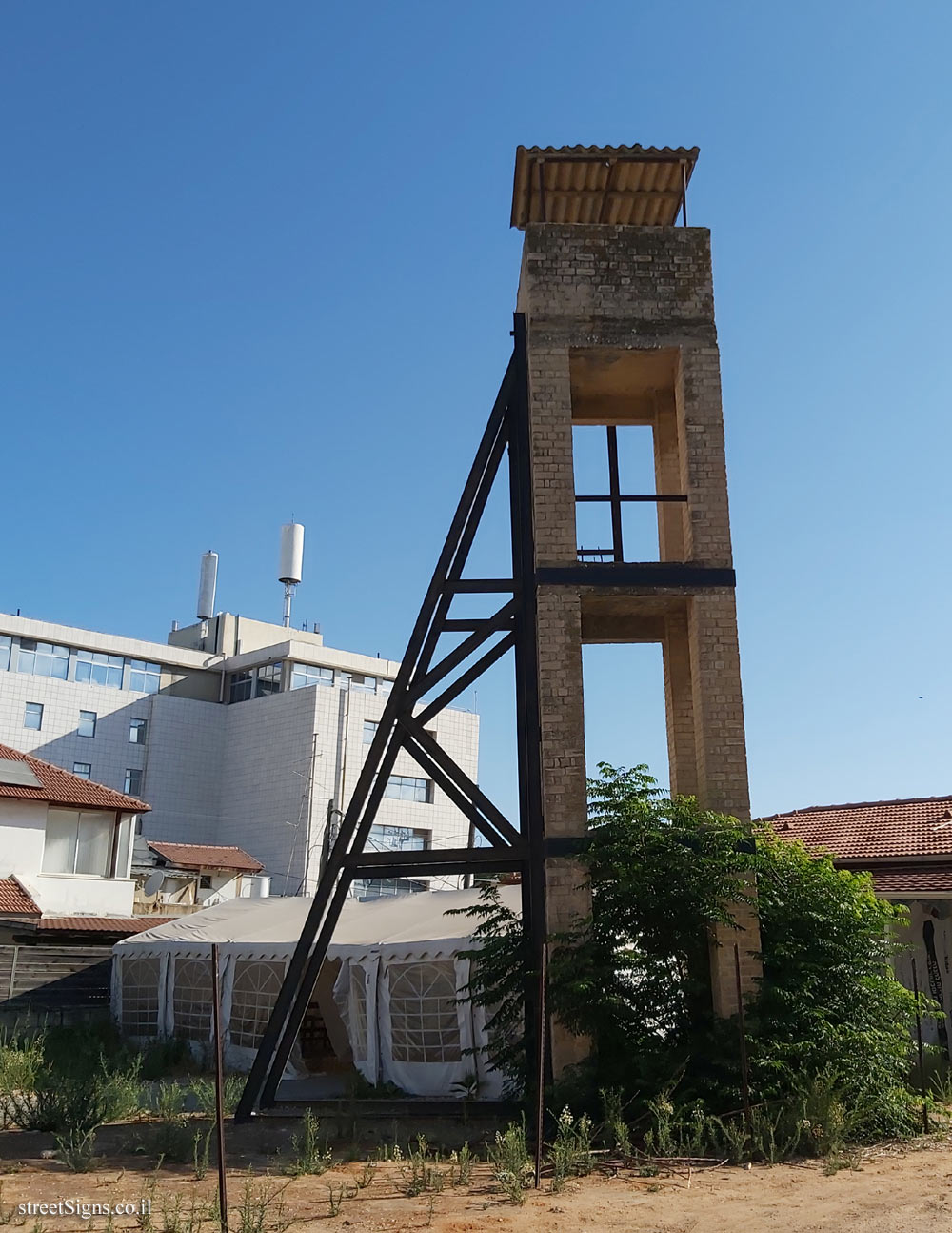 Rosh Haayin - Heritage Sites in Israel - British Watchtower (Ibn Gabirol St)