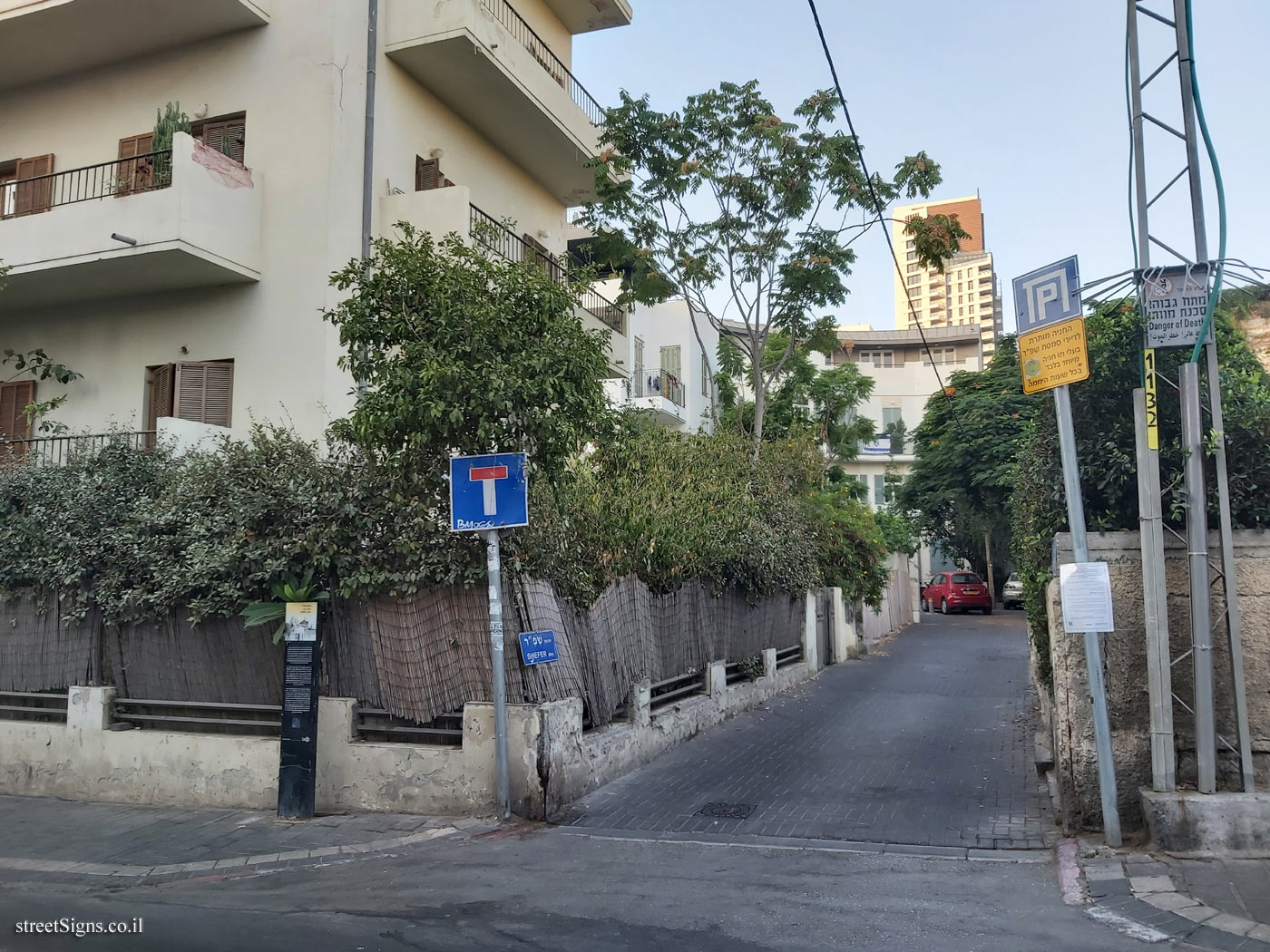 Tel Aviv - Sheffer Lane