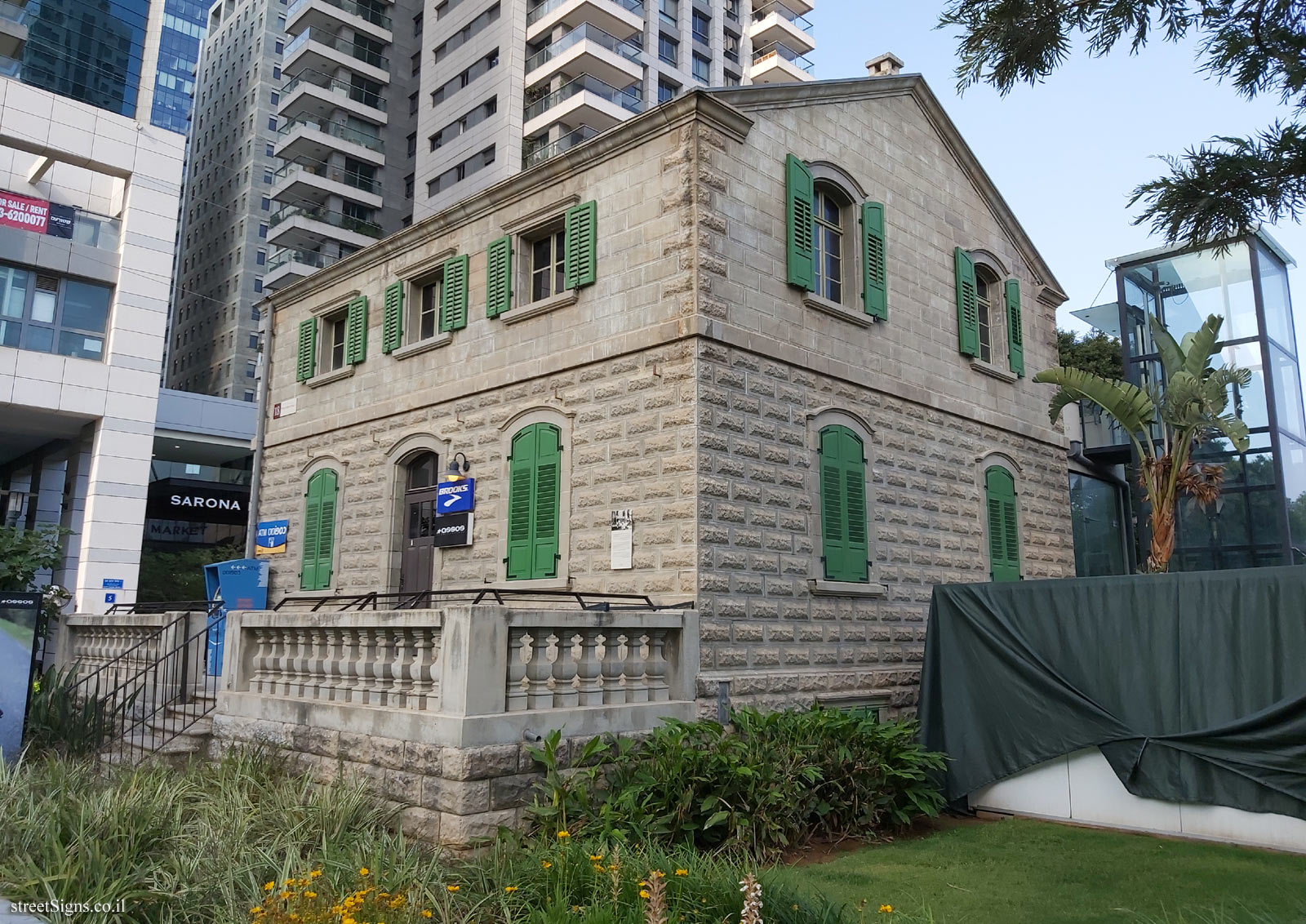 Tel Aviv - Sarona complex - buildings for preservation - Glenk House