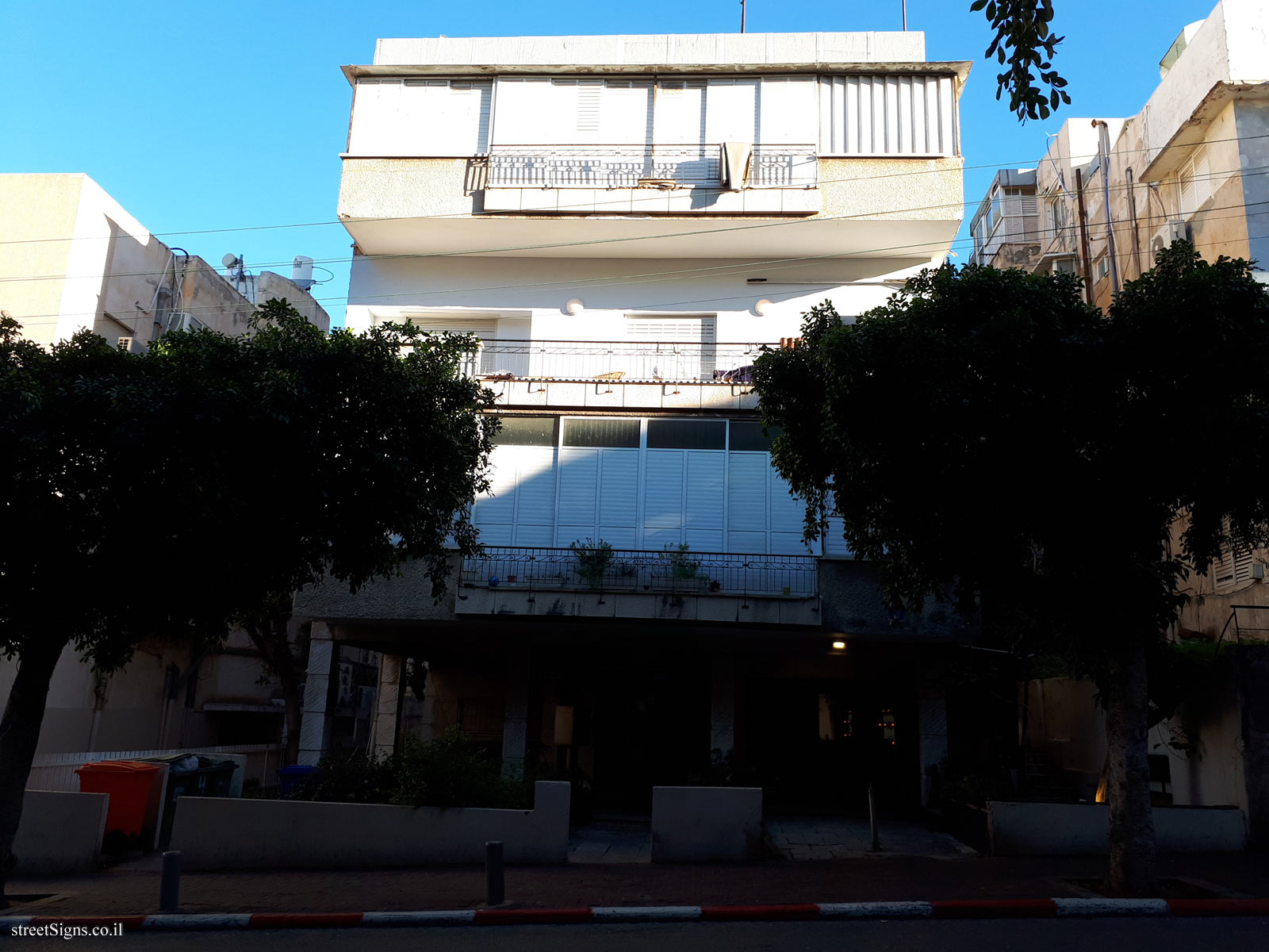 The house of Yocheved Bat Miriam - Dizengoff St 46, Tel Aviv