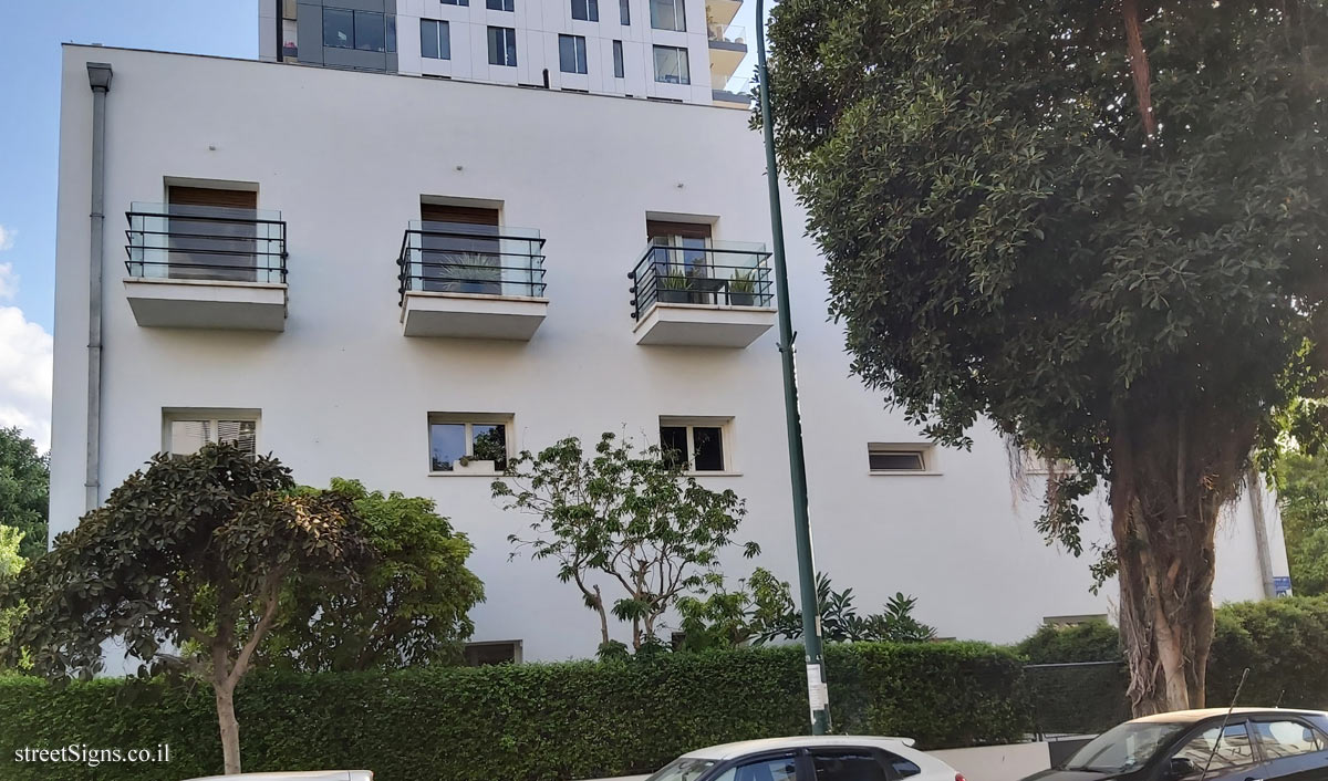 Tel Aviv - buildings for conservation - Nursing School - Zeev Jabotinsky St 62, Tel Aviv-Yafo, Israel